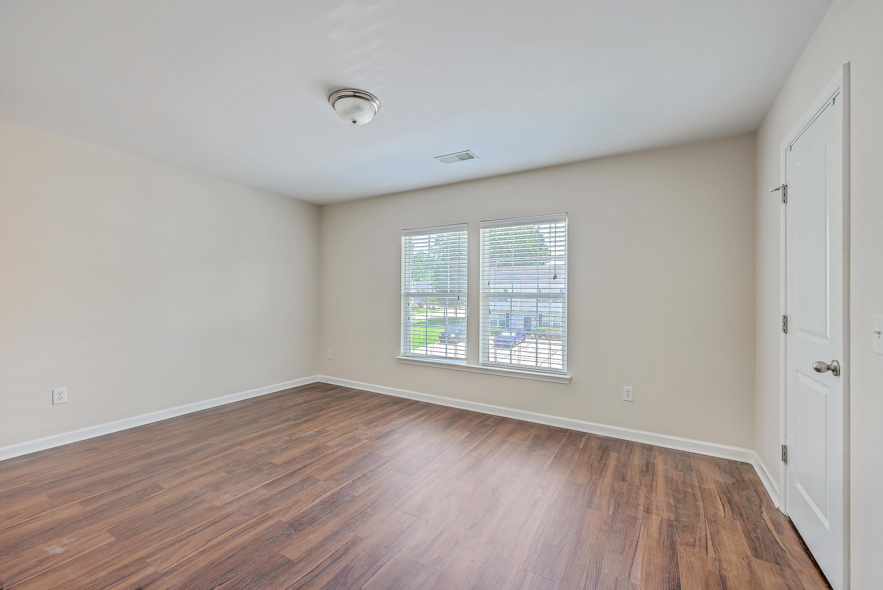 1064 Lexi Court Ladson, SC 29456 - Photo 12 of 44 ZYN_4410_1_2_3_4_5_6