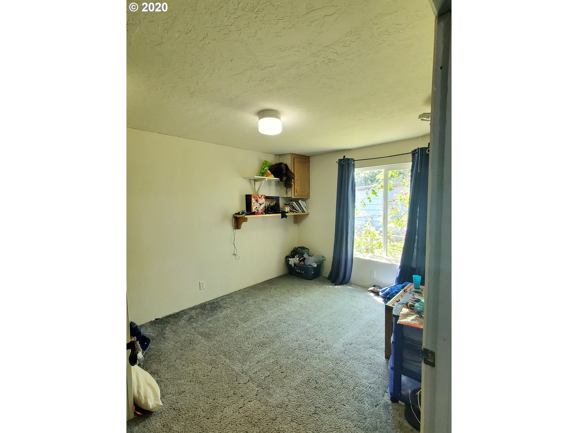 4331 Daisy Street Springfield, OR 97478 - Photo 13 of 18