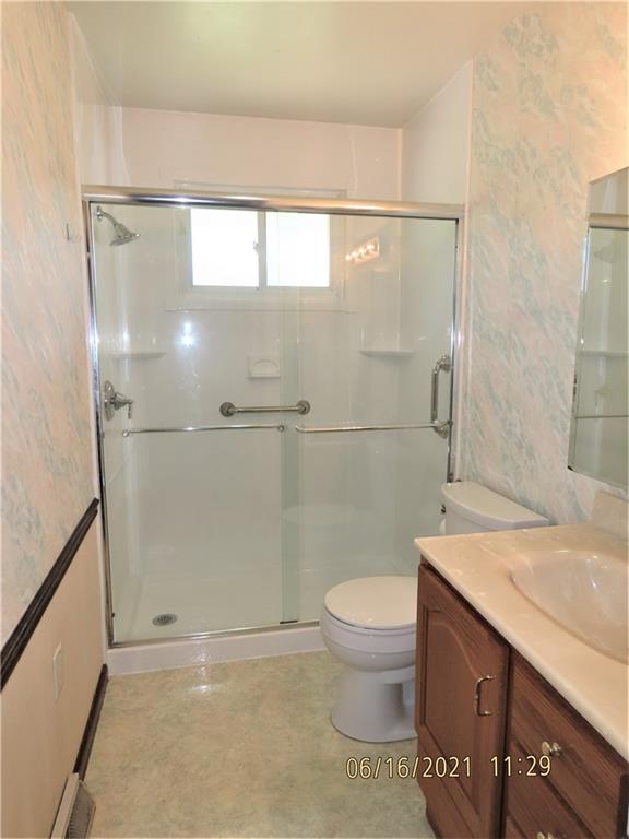 419 Glendale Road Beaver Falls, PA 15010 - Photo 14 of 25 Gallery Image 14