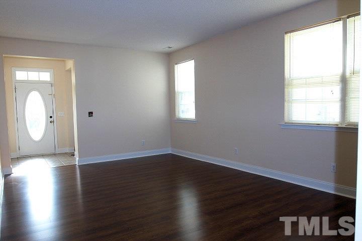 2916 Roundleaf Court Raleigh, NC 27604 - Photo 3 of 14