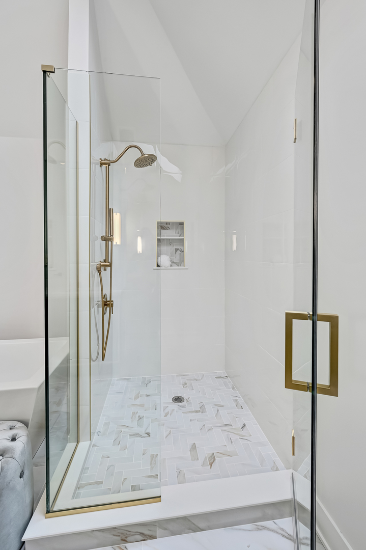 213 South Adams Street Hinsdale, IL 60521 - Photo 19 of 33 a bathroom with a shower
