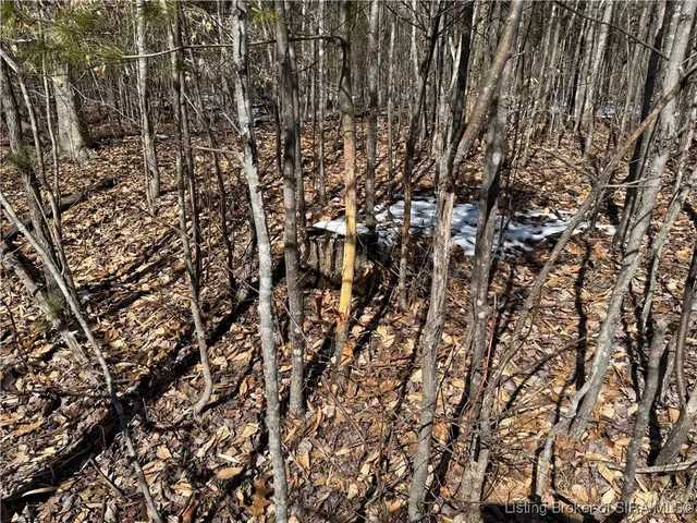 $263,059 | 3 In-237, English, IN 47118