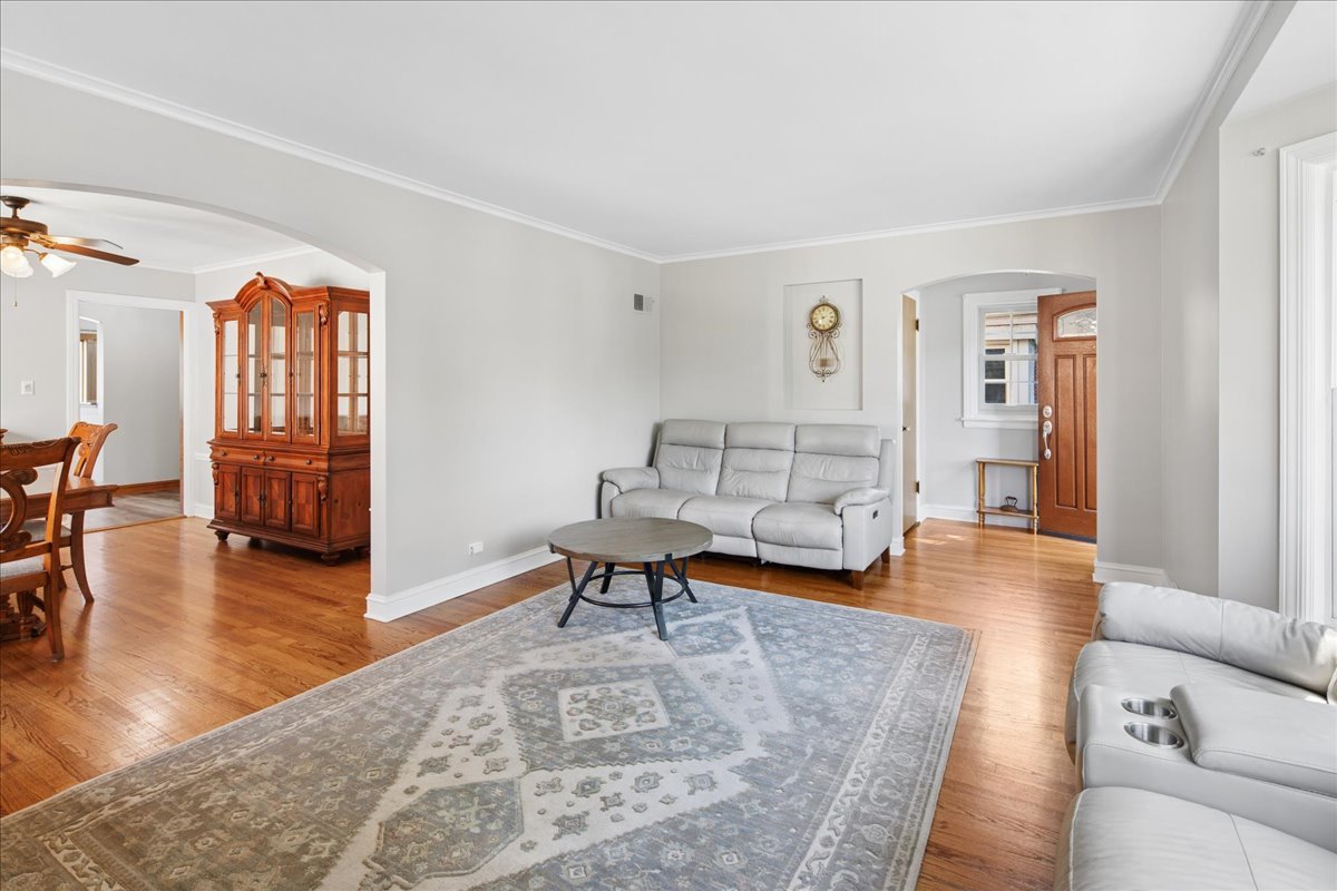 7620 West Rascher Avenue Chicago, IL 60656 - Photo 3 of 28