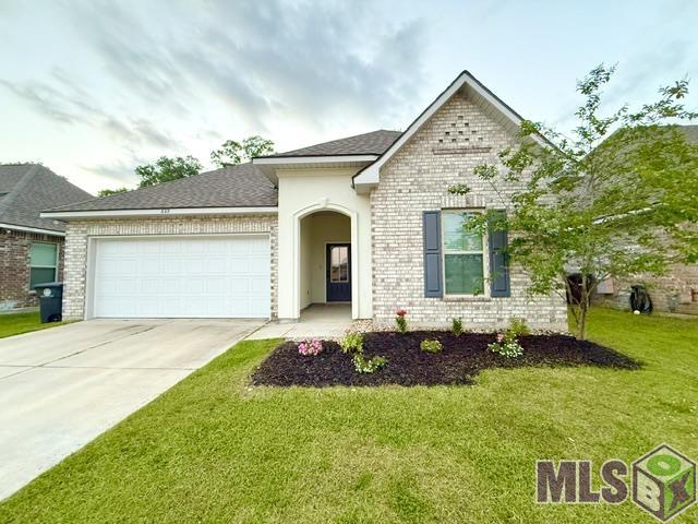 822 Palmetto Point Drive Baton Rouge, LA 70820 - Photo 1 of 24