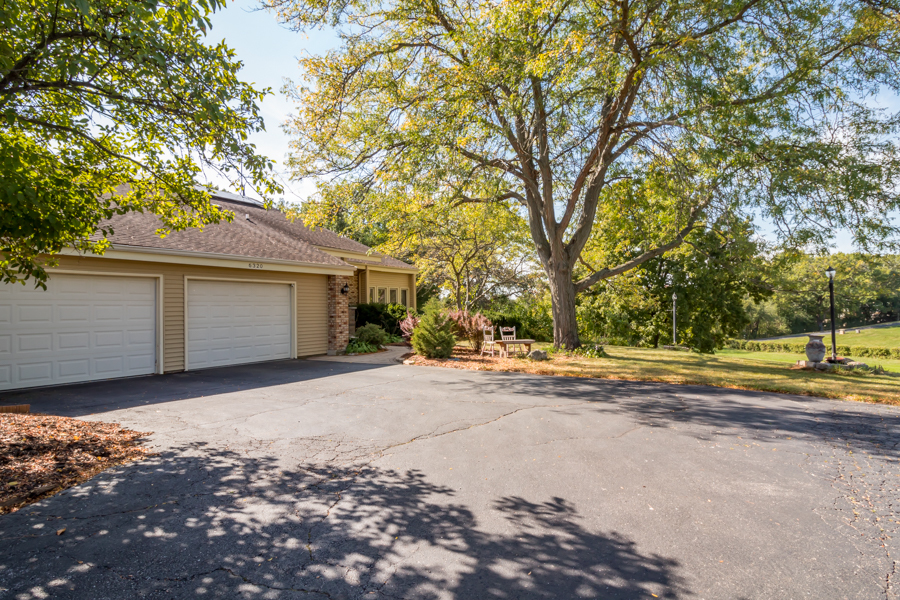 6320 Rowland Road Huntley, IL 60142 - Photo 2 of 41