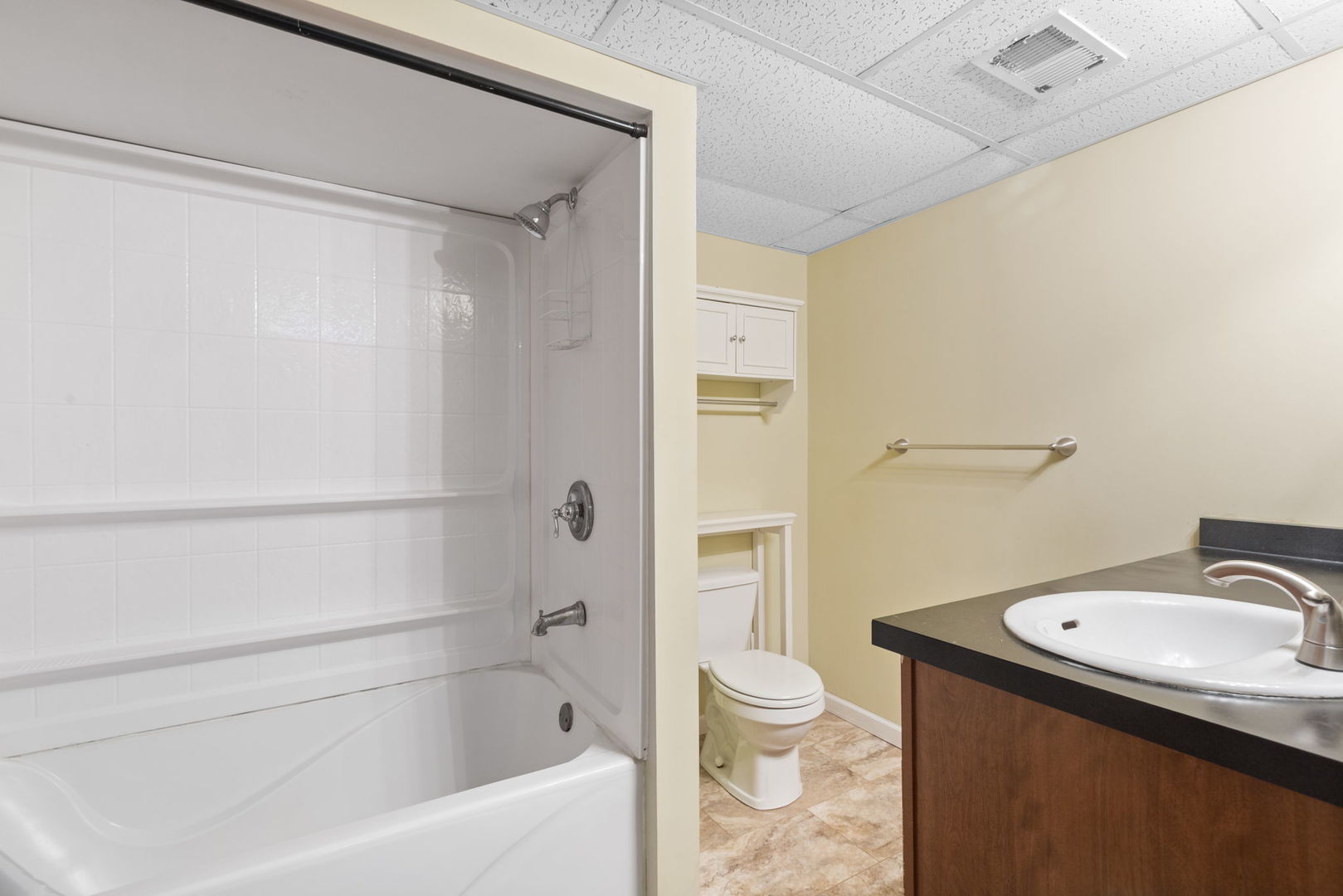 6320 Rowland Road Huntley, IL 60142 - Photo 28 of 41