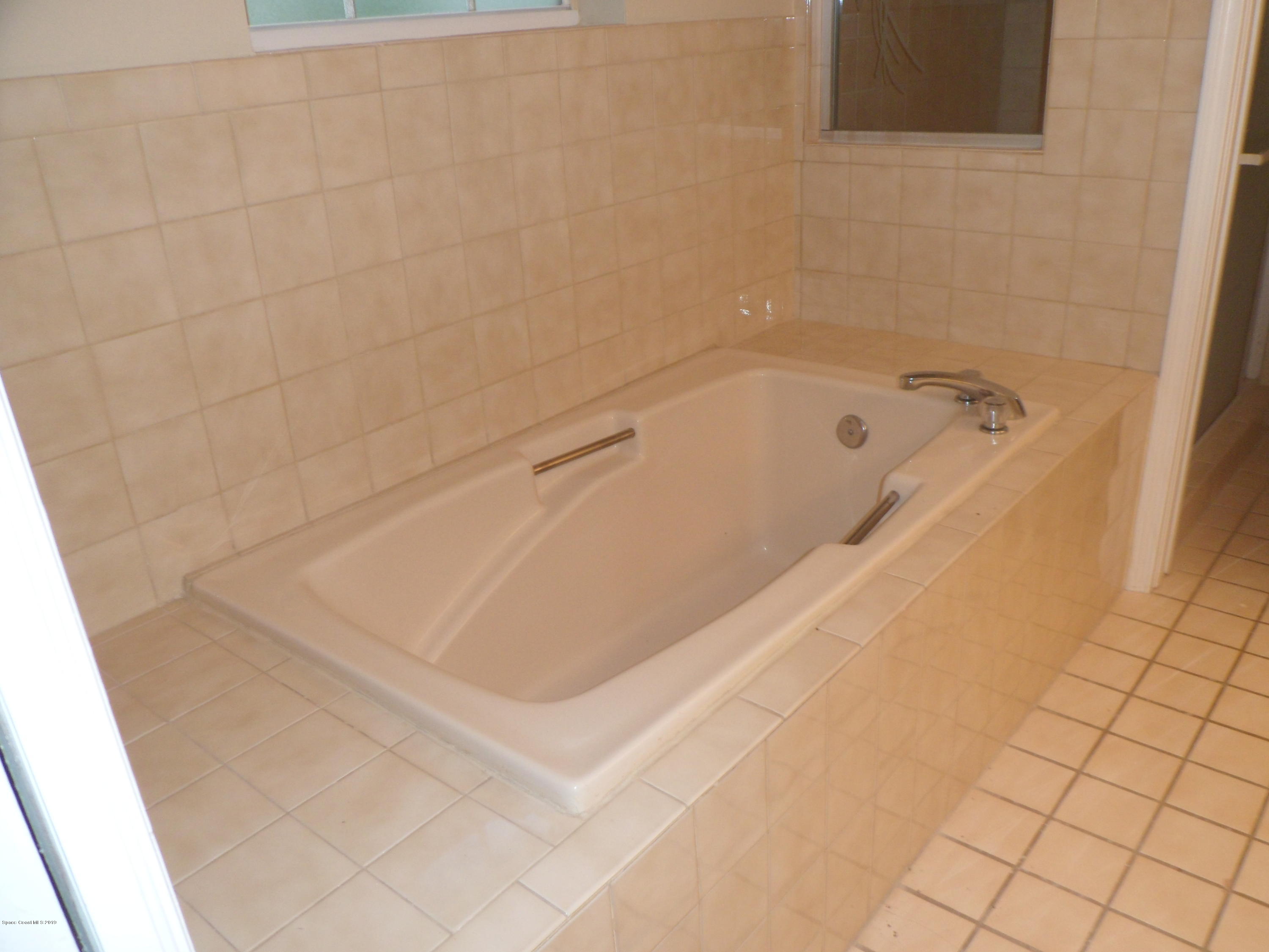 3403 Palomino Road Melbourne, FL 32934 - Photo 18 of 37 SAM_8471