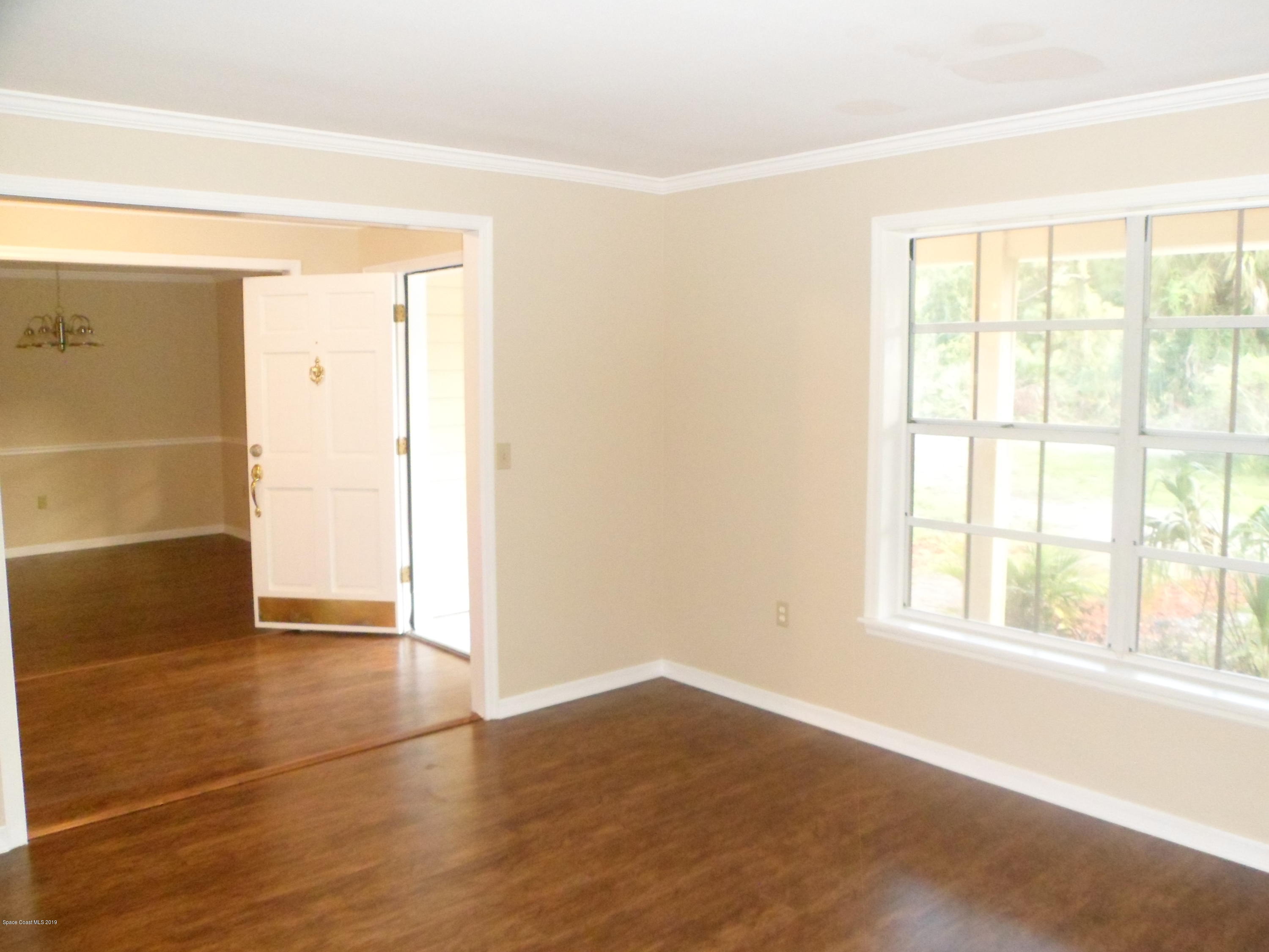 3403 Palomino Road Melbourne, FL 32934 - Photo 3 of 37 SAM_8456