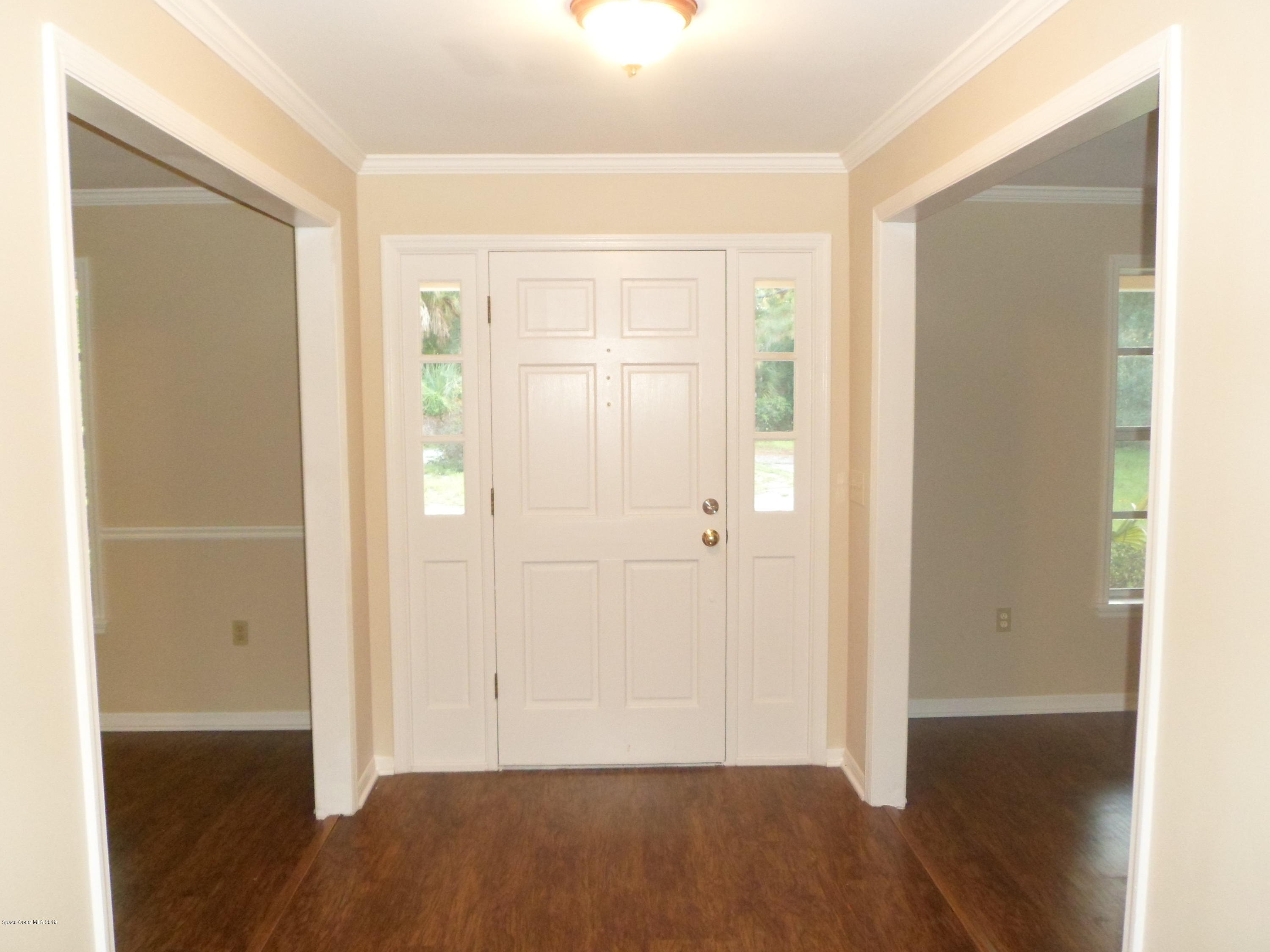 3403 Palomino Road Melbourne, FL 32934 - Photo 4 of 37 SAM_8457