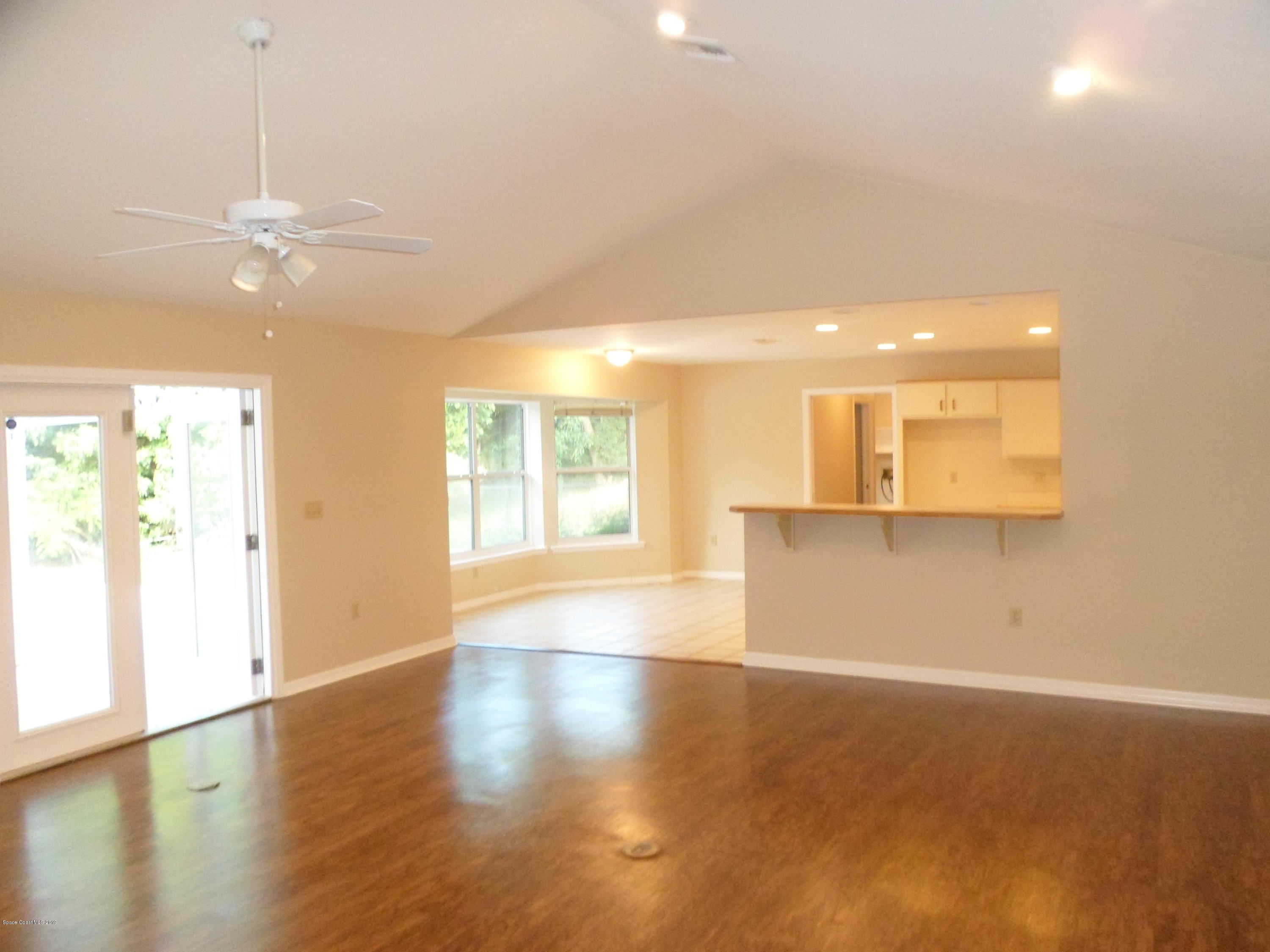 3403 Palomino Road Melbourne, FL 32934 - Photo 8 of 37 SAM_8461