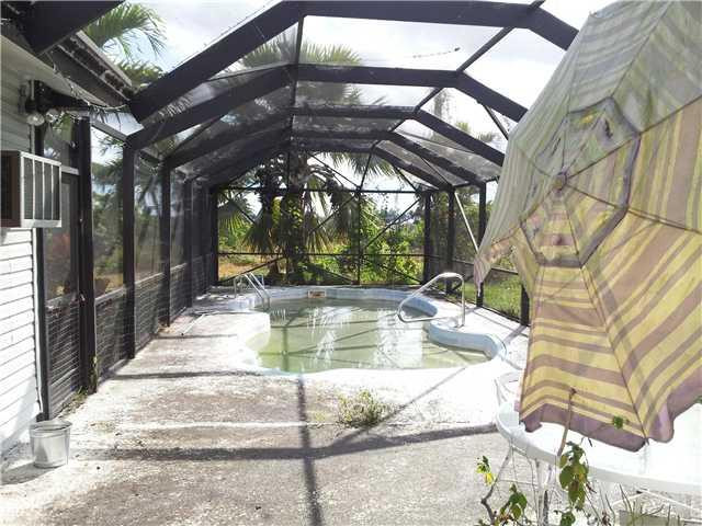 1768 Tom A Toe Road Lake Worth, FL 33462 - Photo 2 of 4 Pool