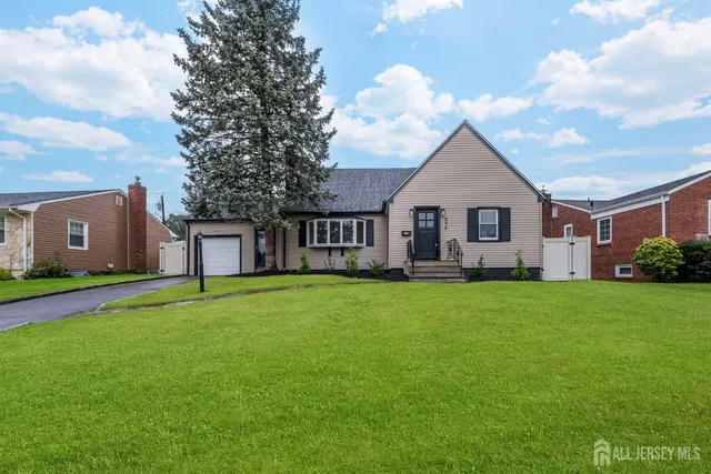 $725,000 | 694 Evergreen Parkway, Union, NJ 07083