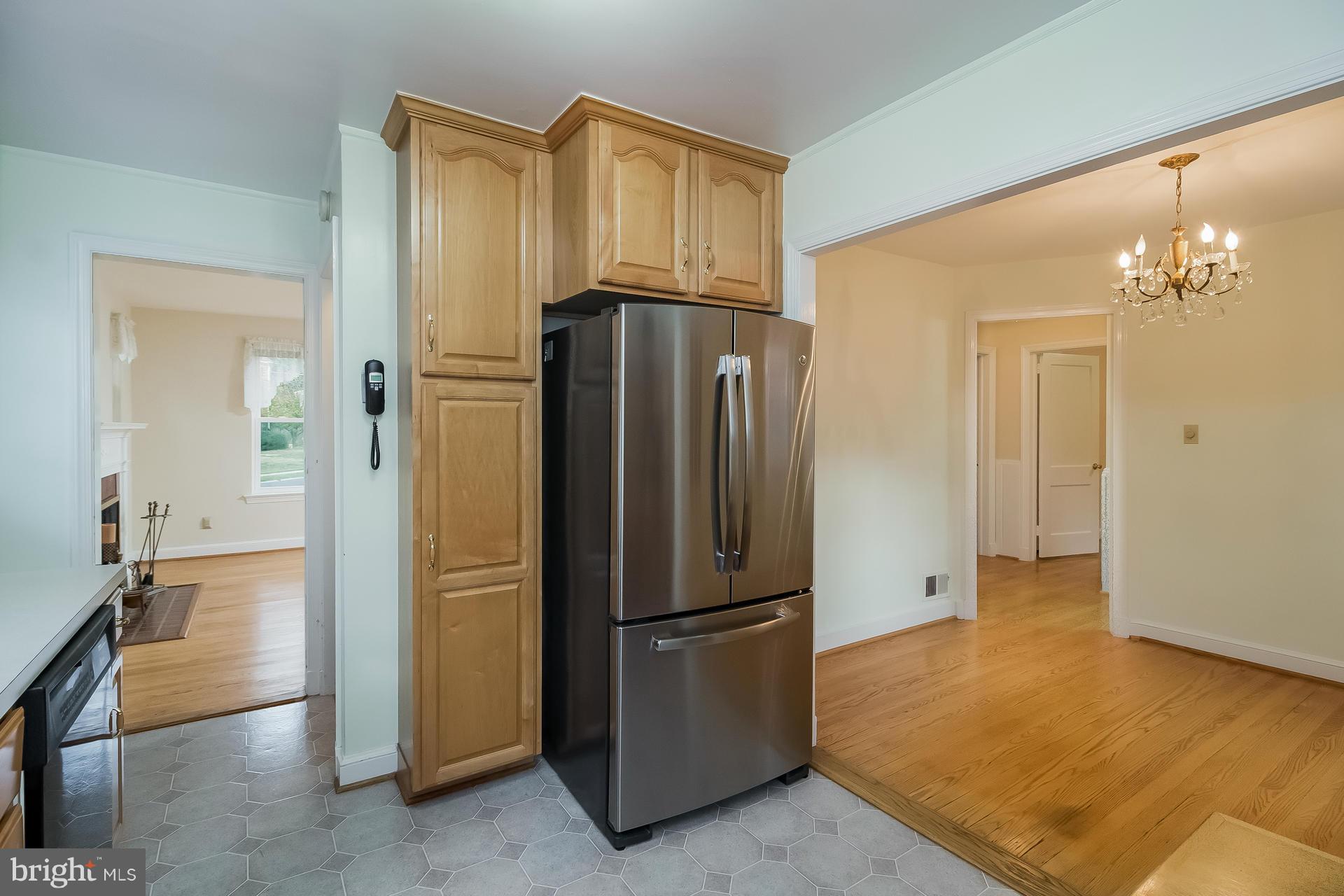 2718 Arcola Avenue Silver Spring, MD 20902 - Photo 8 of 30 Kitchen