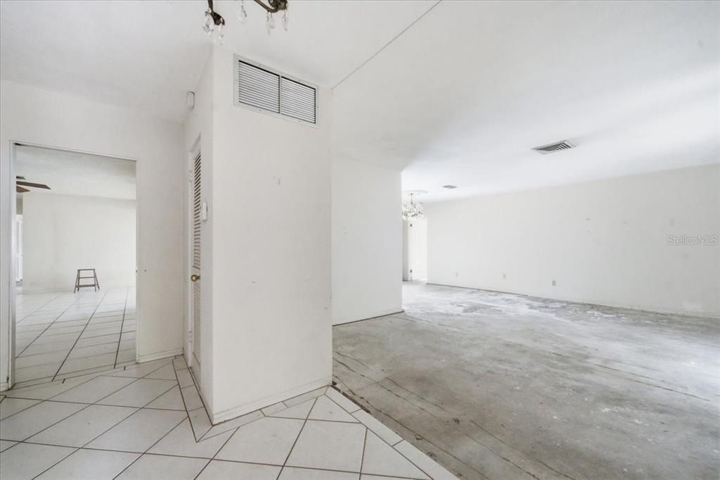 1680 Fox Road Clearwater, FL 33764 - Photo 26 of 72