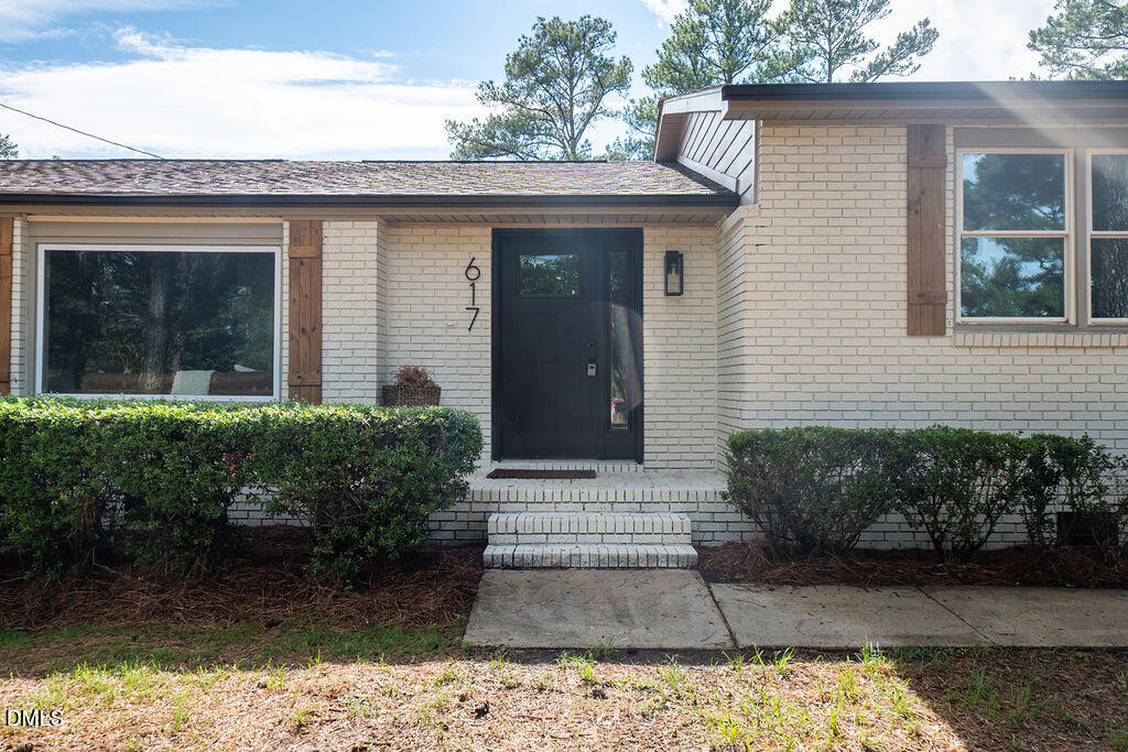 617 Richardson Road Zebulon, NC 27597 - Photo 2 of 35