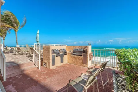 $599,000 | 3520 South Ocean Boulevard, Unit L402, South Palm Beach, FL 33480