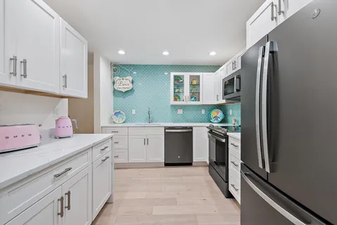 $599,000 | 3520 South Ocean Boulevard, Unit L402, South Palm Beach, FL 33480