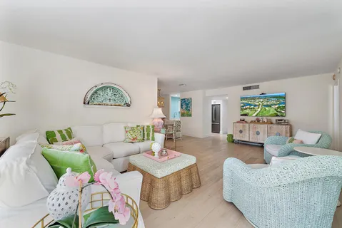 $599,000 | 3520 South Ocean Boulevard, Unit L402, South Palm Beach, FL 33480