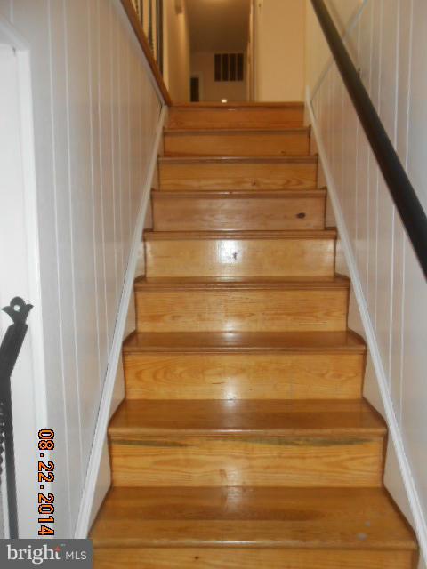 13103 Venango Road Fort Washington, MD 20744 - Photo 20 of 29 Basement - Stairs