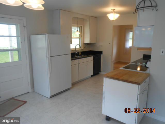 13103 Venango Road Fort Washington, MD 20744 - Photo 8 of 29 Kitchen