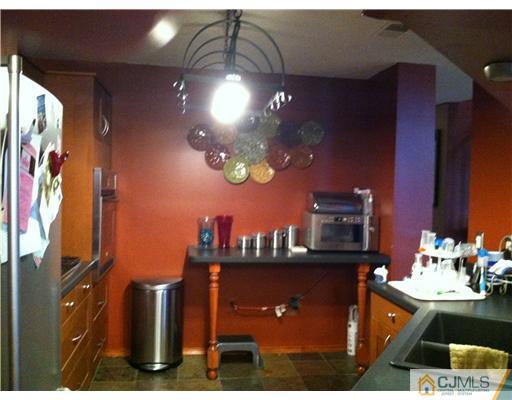 534 Edpas Road New Brunswick, NJ 08901 - Photo 7 of 25