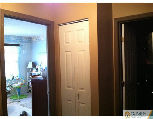 534 Edpas Road New Brunswick, NJ 08901 - Photo 9 of 25