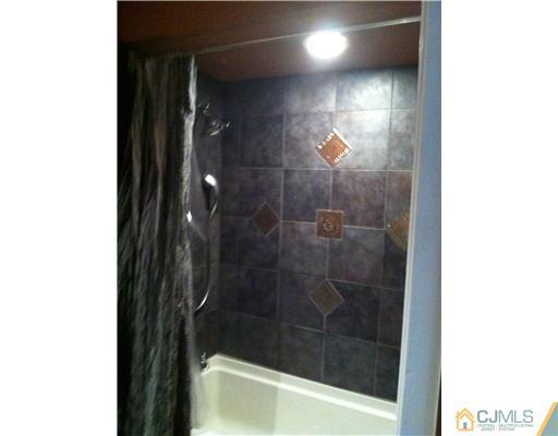 534 Edpas Road New Brunswick, NJ 08901 - Photo 10 of 25