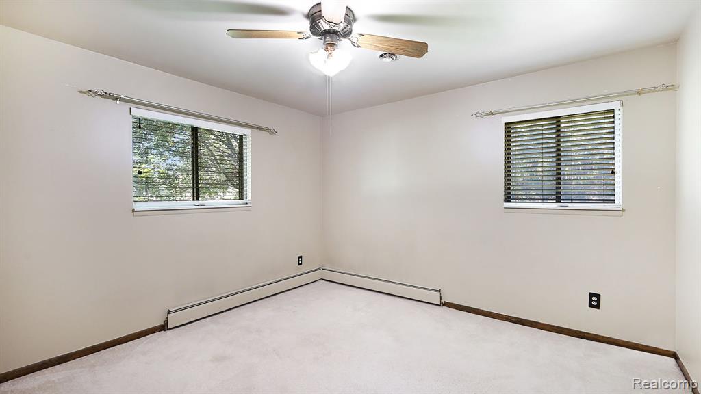 50600 Romeo Plank Road Macomb, MI 48044 - Photo 8 of 20