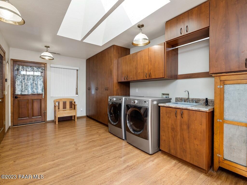 14770 North Brenda Road Prescott, AZ 86305 - Photo 15 of 37 016_Laundry Room