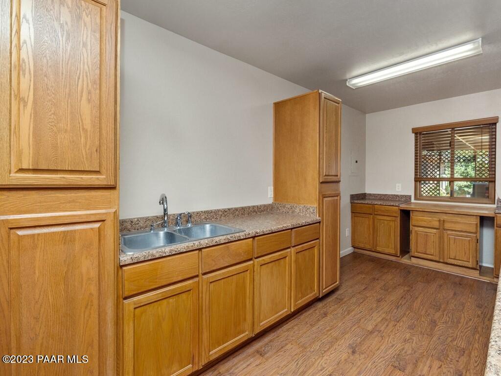 14770 North Brenda Road Prescott, AZ 86305 - Photo 31 of 37 033_Kitchenette