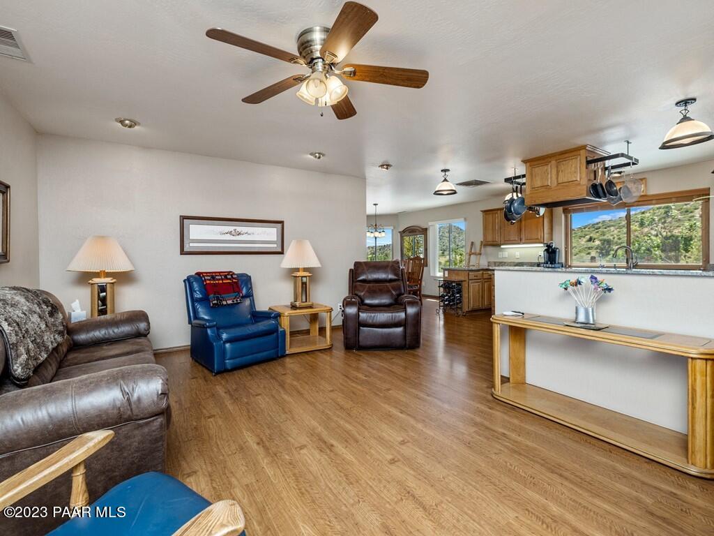14770 North Brenda Road Prescott, AZ 86305 - Photo 10 of 37 011_Living Room