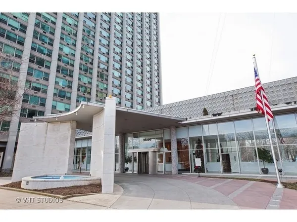 $2,200 | 3600 North Lake Shore Drive, Unit 2305, Chicago, IL 60613