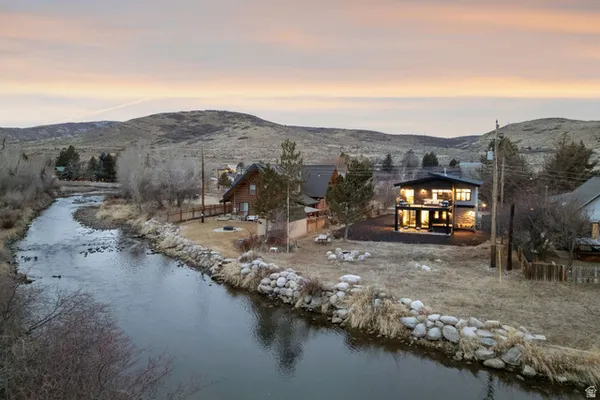 $1,380,000 | 2650 South Lakeside Drive, Wanship, UT 84017