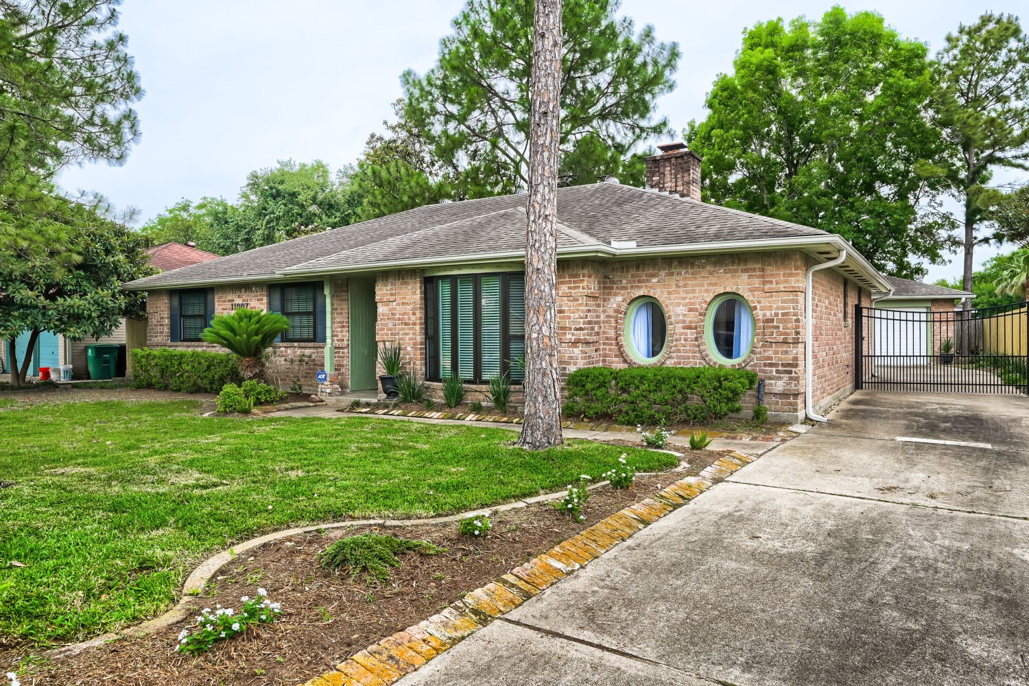 11007 Ensbrook Drive Houston, TX 77099 - Photo 6 of 31