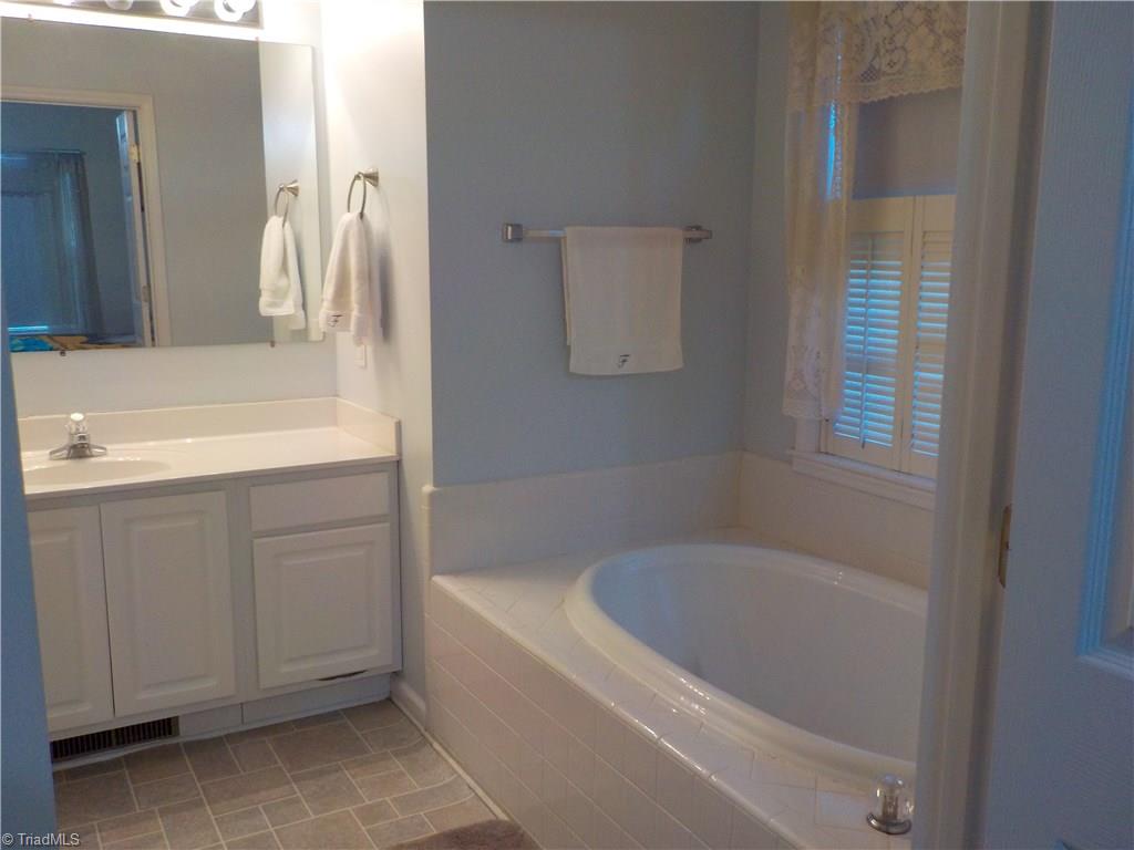 160 Farmview Road Madison, NC 27025 - Photo 12 of 15