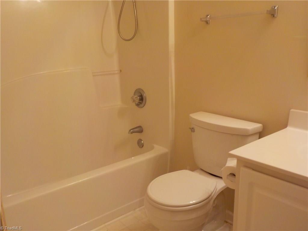 160 Farmview Road Madison, NC 27025 - Photo 8 of 15