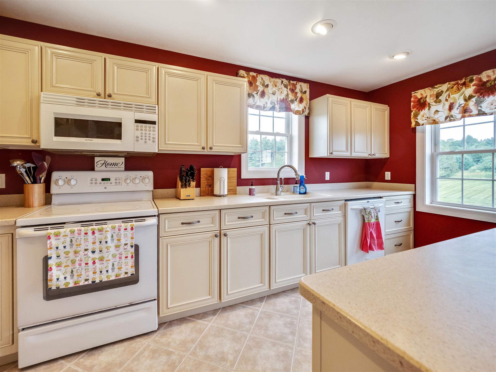977 Campagna Road Highgate, VT 05488 - Photo 16 of 40