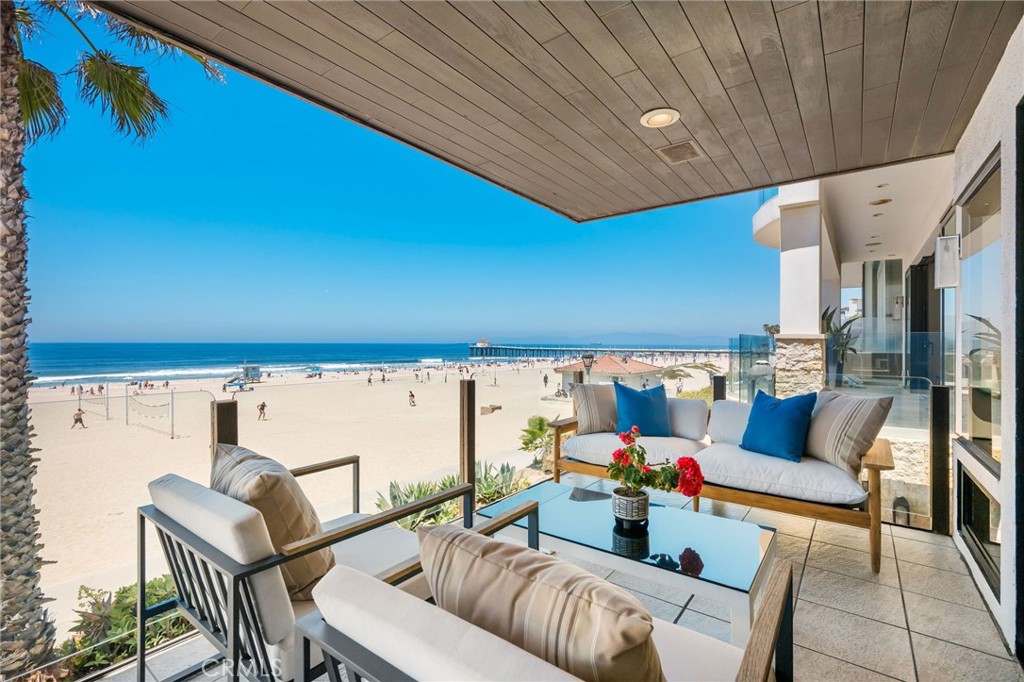 708 The Strand Manhattan Beach, CA 90266 - Photo 27 of 27 a outdoor living space with furniture and city view