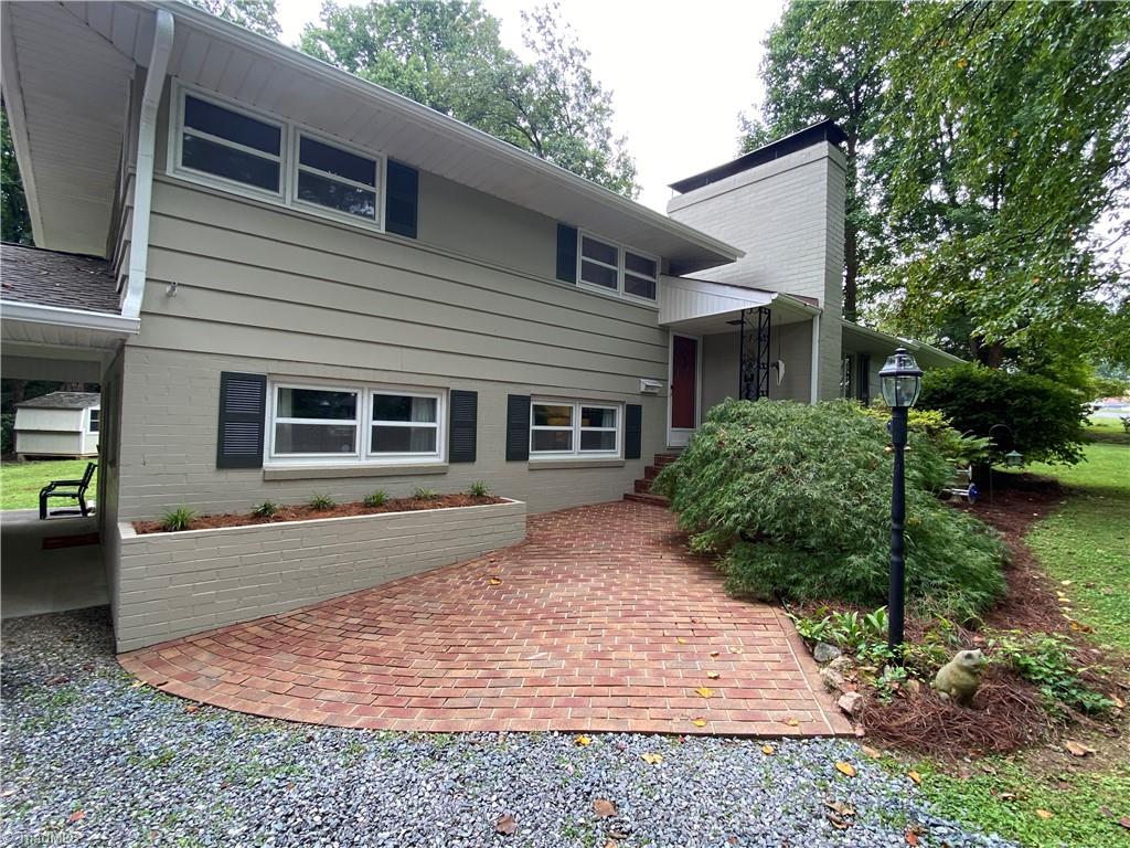 317 Kyle Road Winston-Salem, NC 27104 - Photo 6 of 47 Gallery Image 6