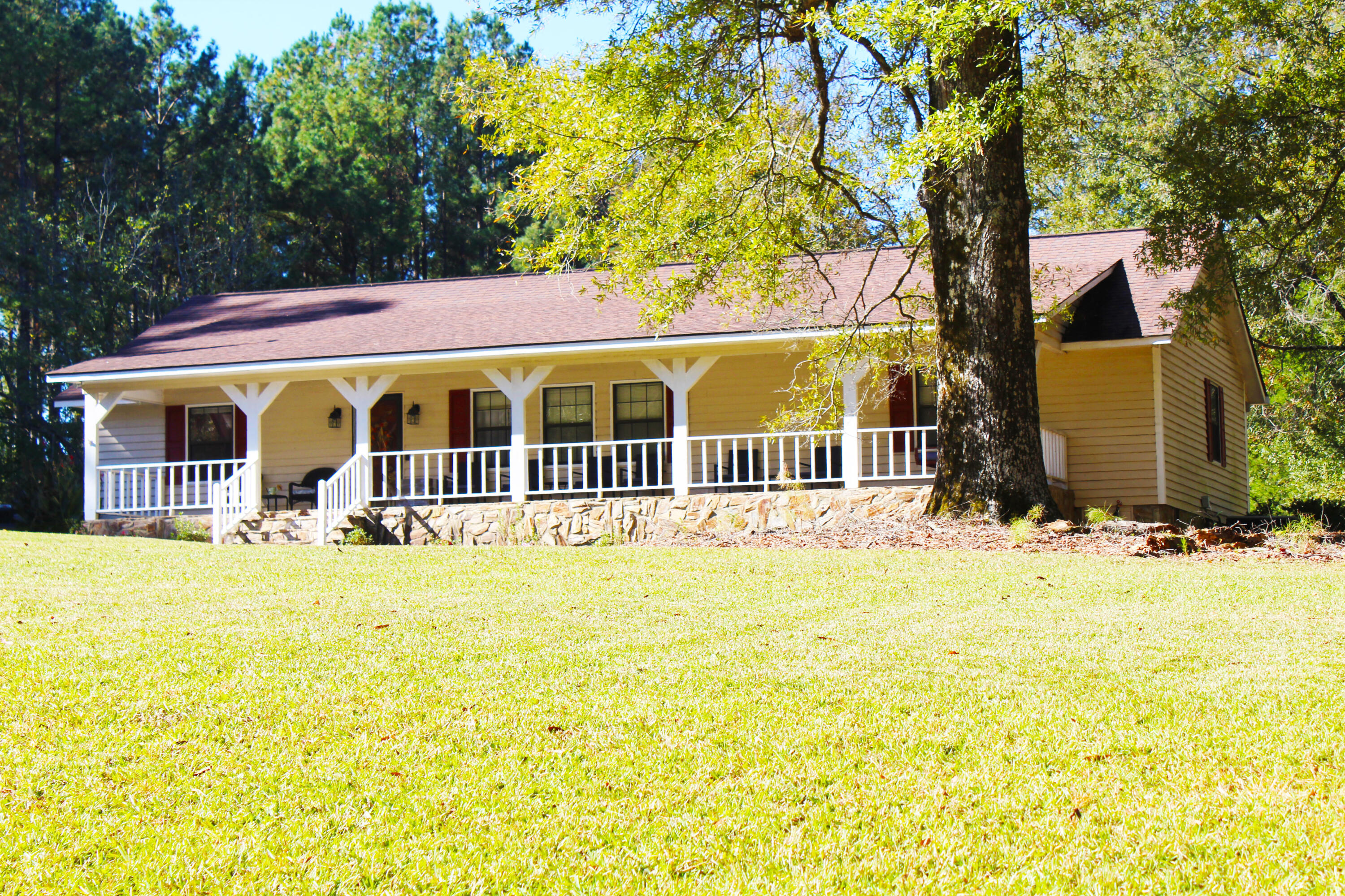 1511 Central Rd Extension Thomson, GA 30824 - Photo 1 of 29 IMG_8828