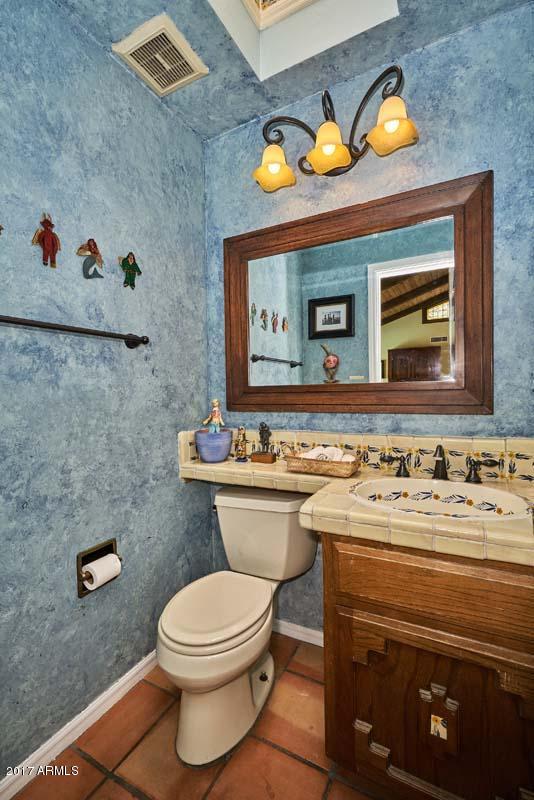 621 West Ocotillo Road Phoenix, AZ 85013 - Photo 38 of 52 Powder Room