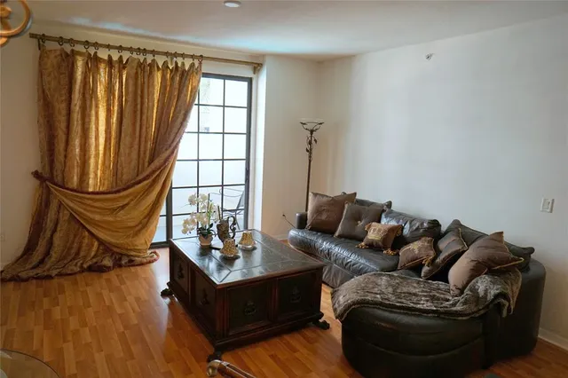 $2,500 | 233 South Federal Highway, Unit 312, Boca Raton, FL 33432