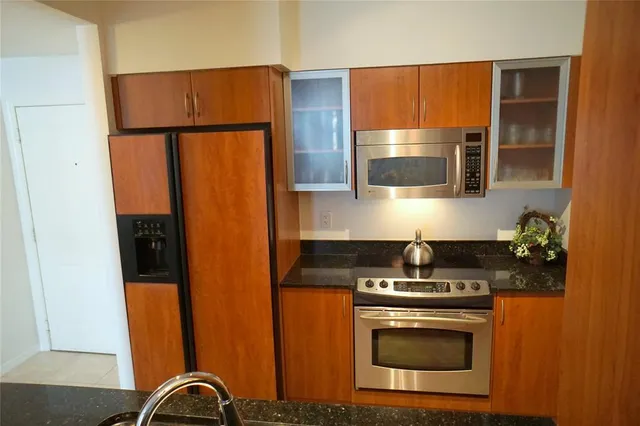 $2,500 | 233 South Federal Highway, Unit 312, Boca Raton, FL 33432