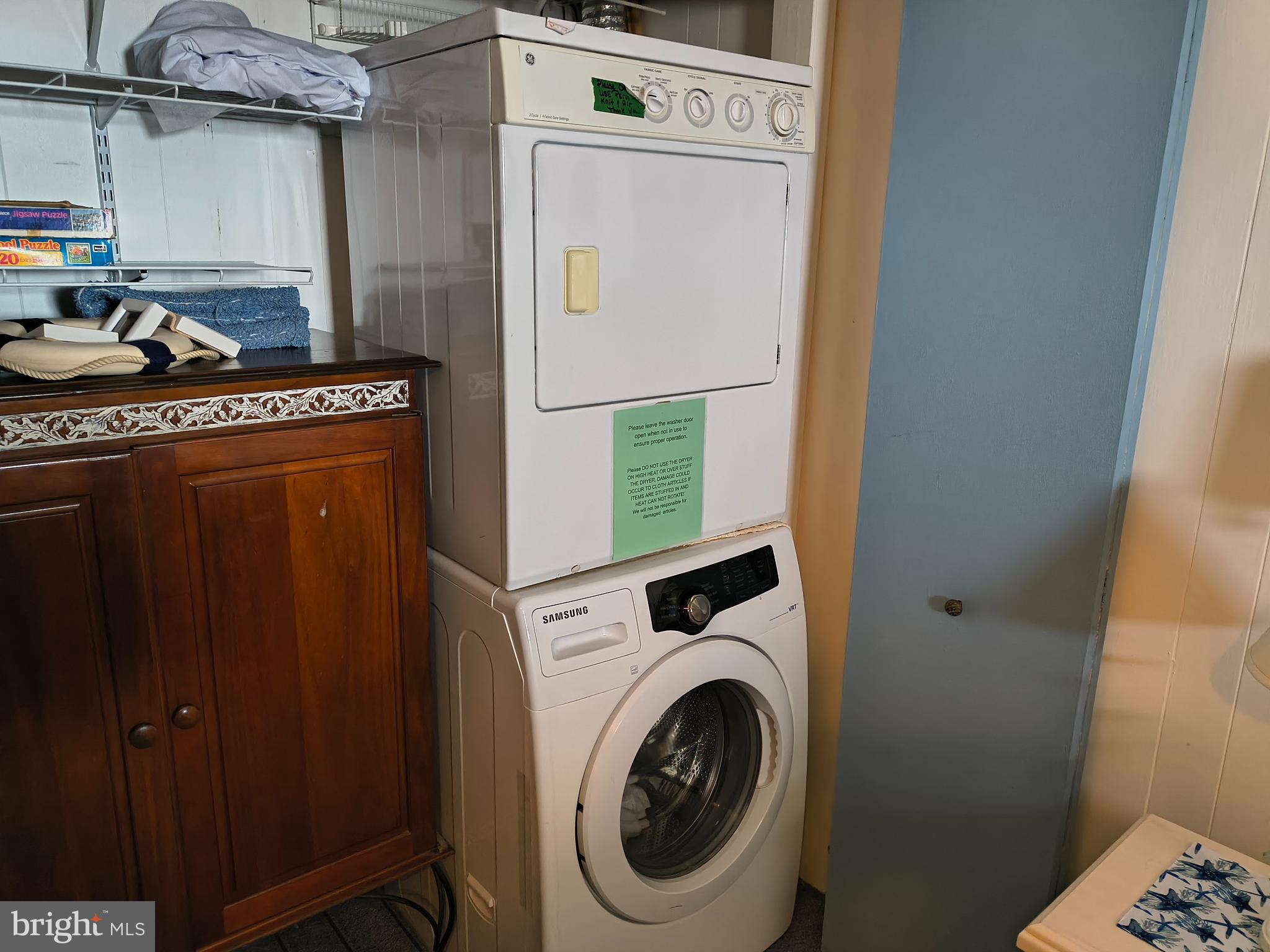 6803 Atlantic Avenue, Unit 4L Ocean City, MD 21842 - Photo 21 of 34 a utility room with dryer and washer