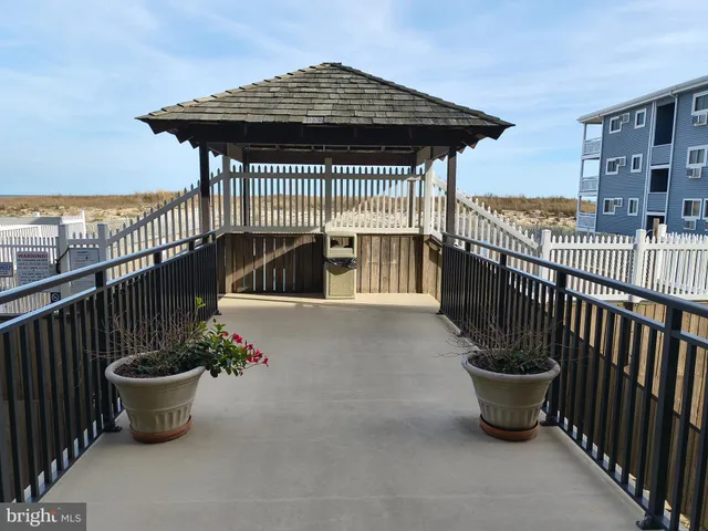 $428,900 | 6803 Atlantic Avenue, Unit 4L, Ocean City, MD 21842