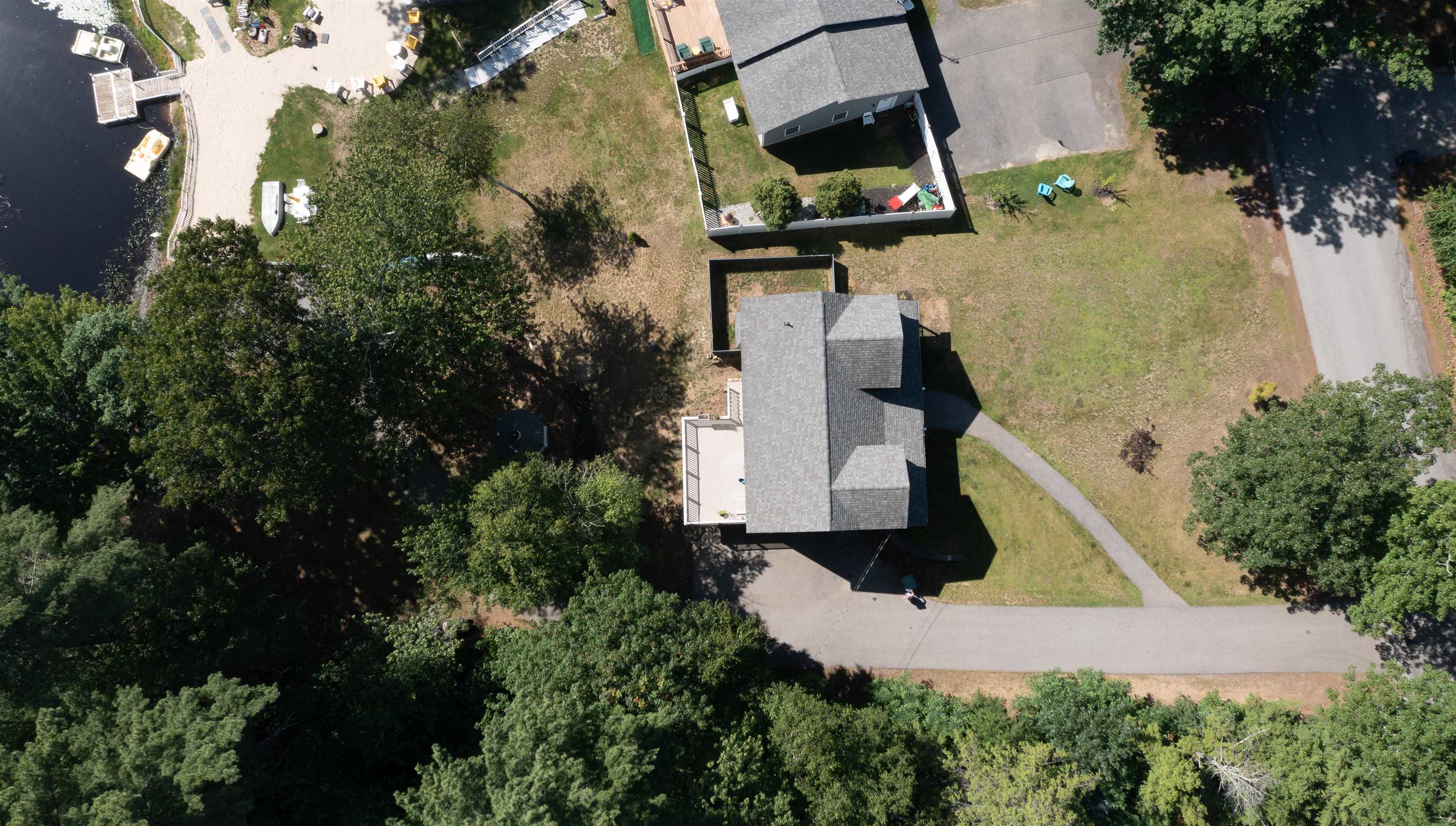 207 Long Pond Road Danville, NH 03819 - Photo 4 of 60