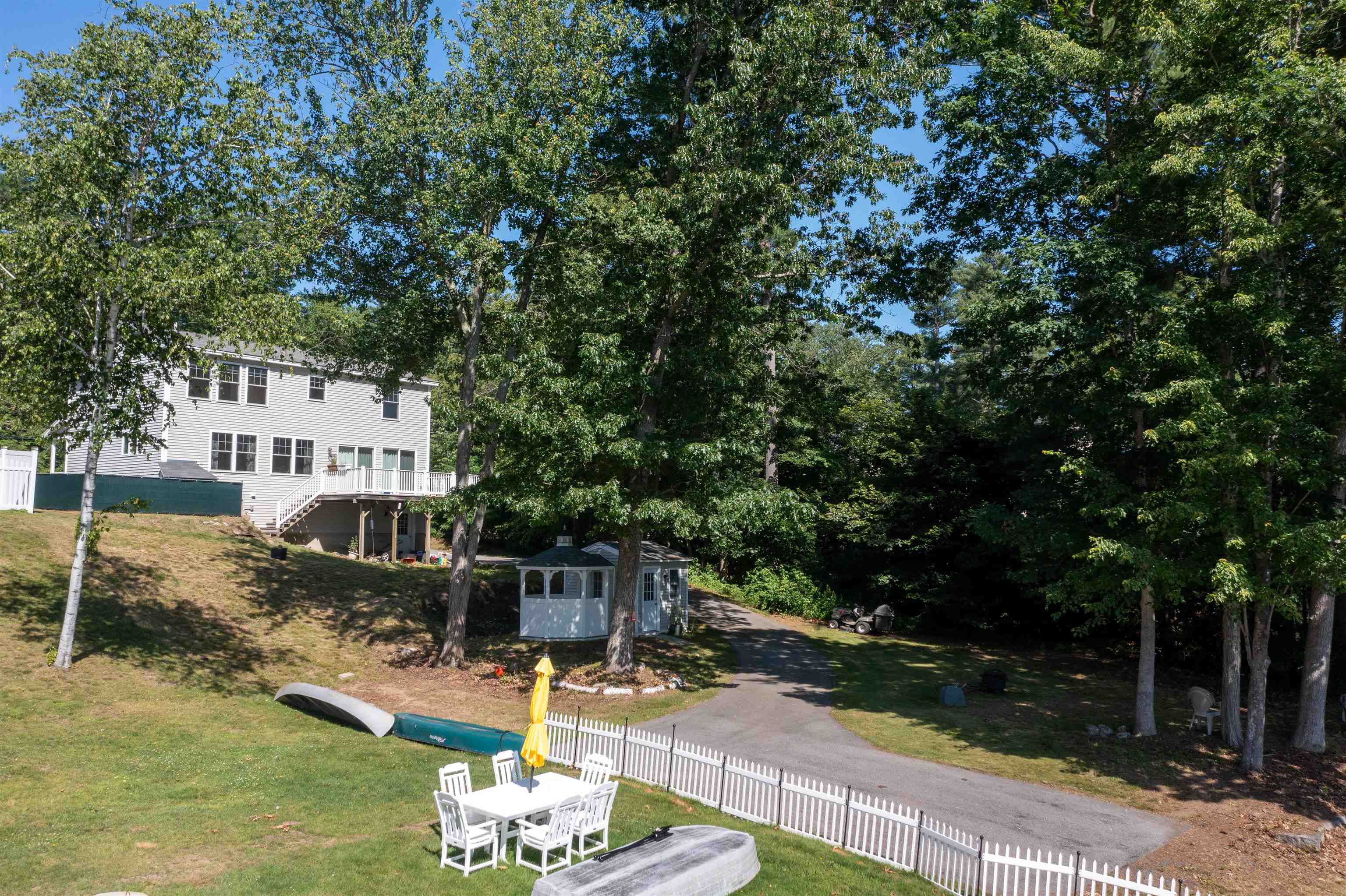 207 Long Pond Road Danville, NH 03819 - Photo 5 of 60