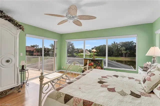 $1,200,000 | 5735 Persimmon Way, Naples, FL 34110