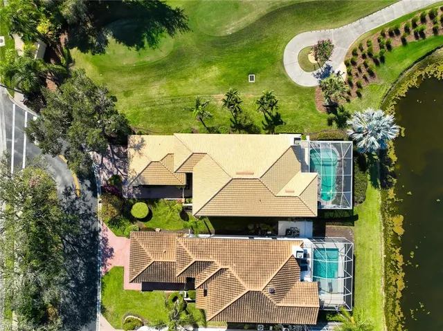 $1,200,000 | 5735 Persimmon Way, Naples, FL 34110