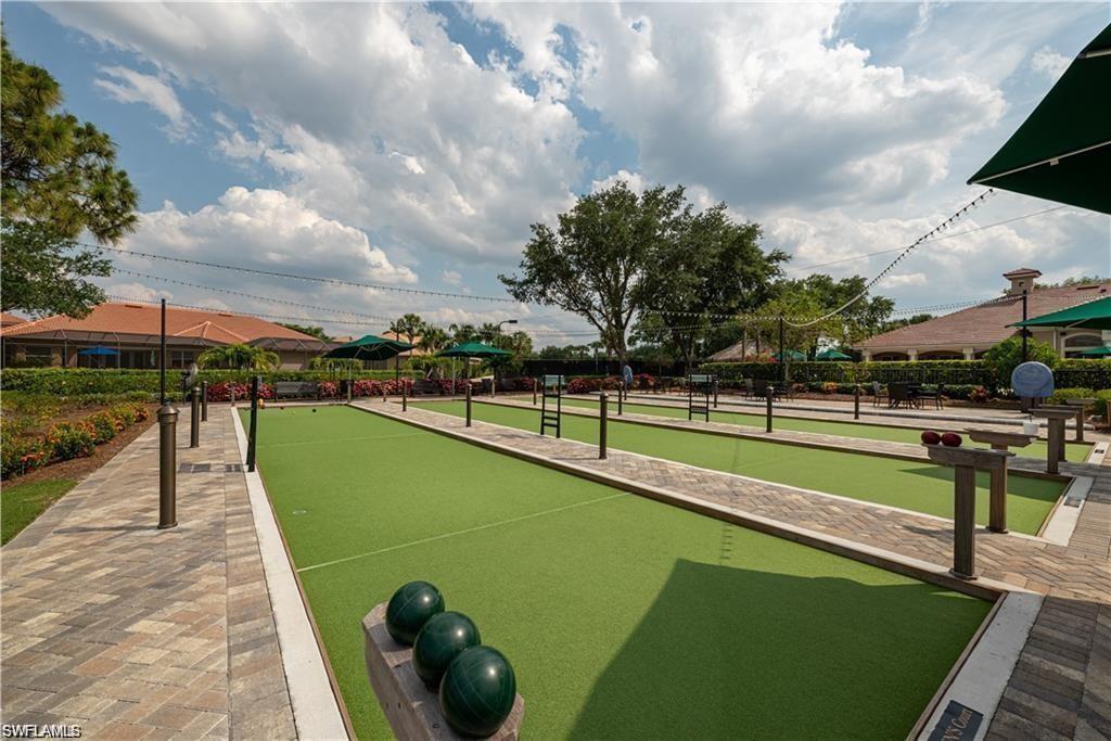 5735 Persimmon Way Naples, FL 34110 - Photo 35 of 49 View of surrounding community